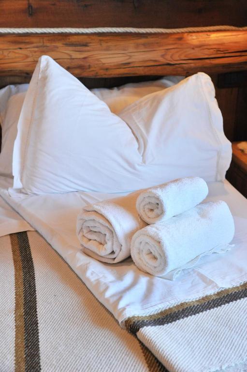 Affittacamere De Charme Jour Et Nuit Torgnon Room photo
